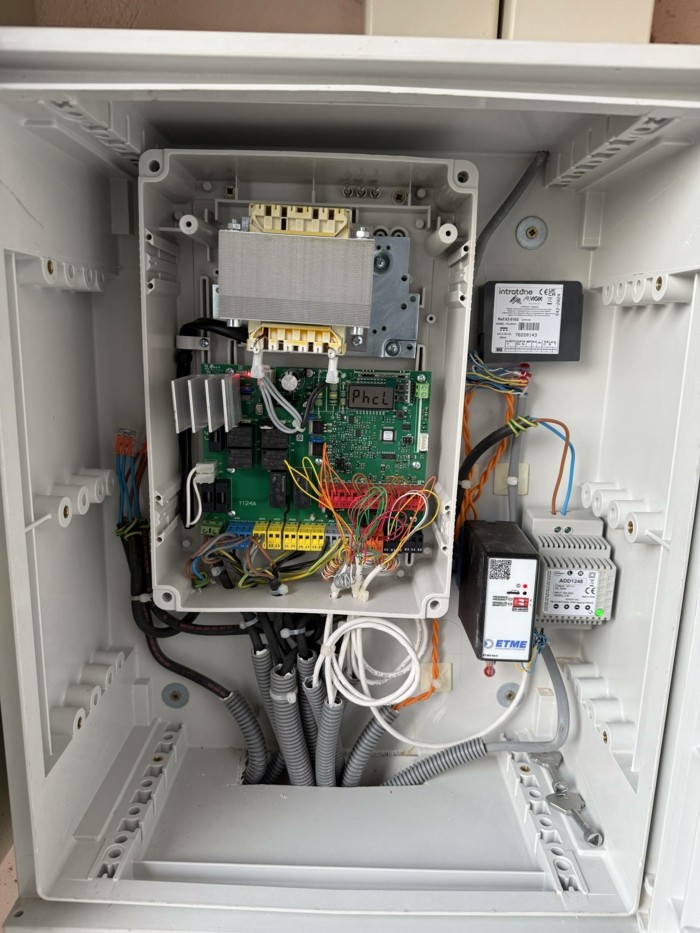 Carte électronique Thalia P de la marque BFT Aurelien service automatisme